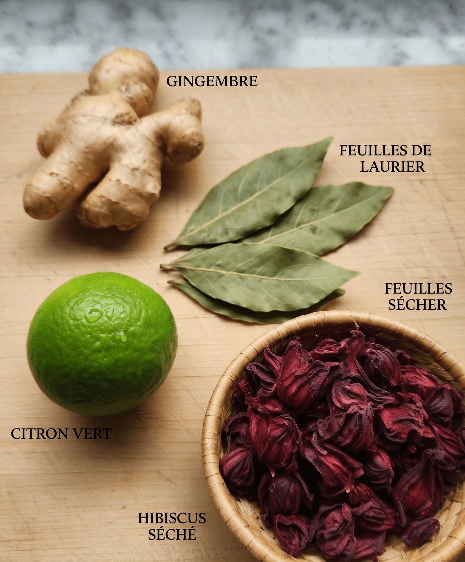 Découvrez comment préparer une boisson matinale au gingembre, citron vert, feuilles de laurier et hibiscus pour votre routine quotidienne de bien-être
