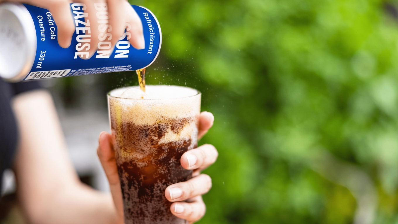 Seniors, notez bien : 15 aliments courants qui peuvent aggraver l’engourdissement et les picotements dans vos pieds