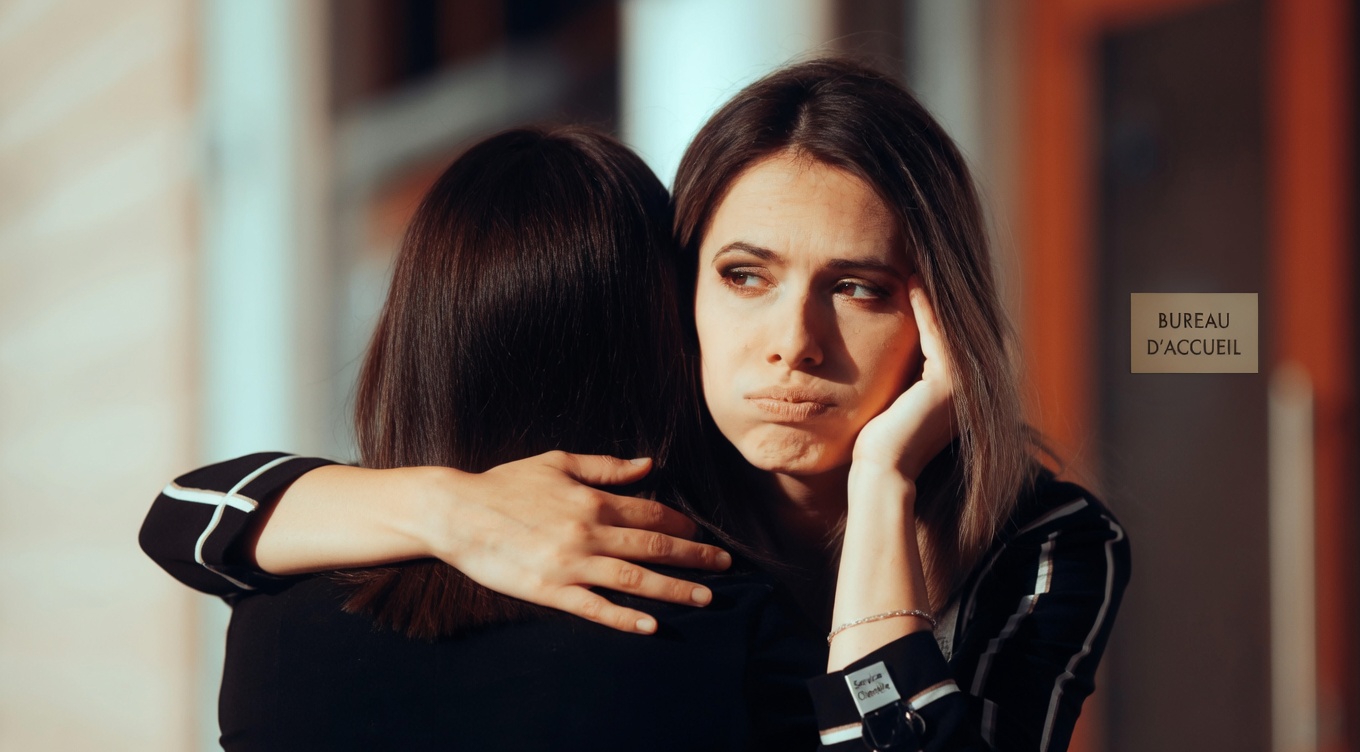 Que pourrait signifier le fait d’oublier soudainement le nom d’un ami proche ou d’un membre de votre famille ?