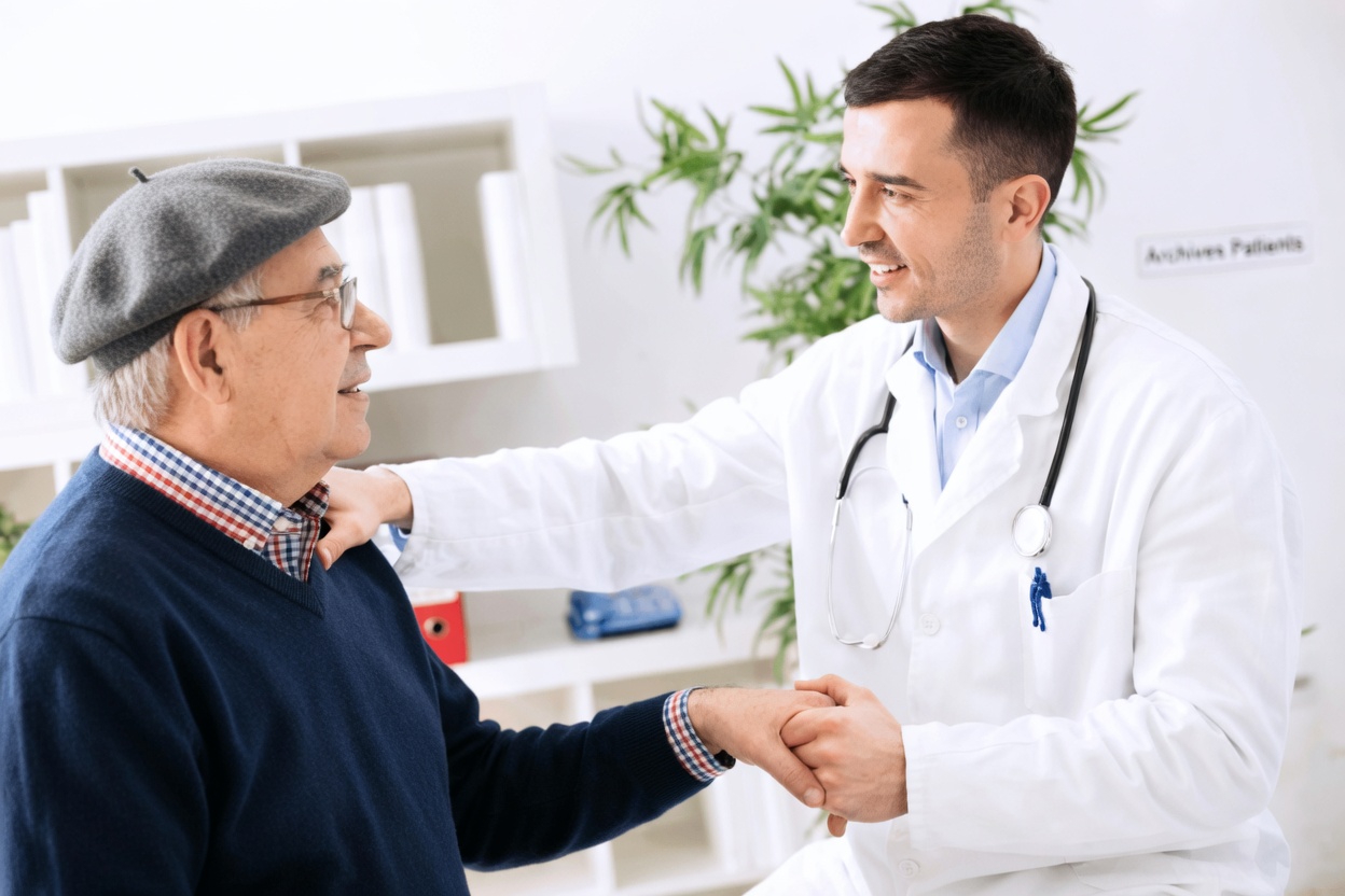 Effets secondaires de l’atorvastatine : 15 réactions courantes et rares à surveiller et à discuter avec votre médecin