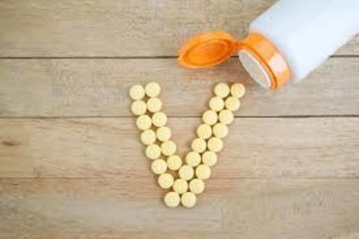 SENIORS, cette vitamine stoppe les crampes et redonne de la force aux jambes comme si vous aviez 40 ans !