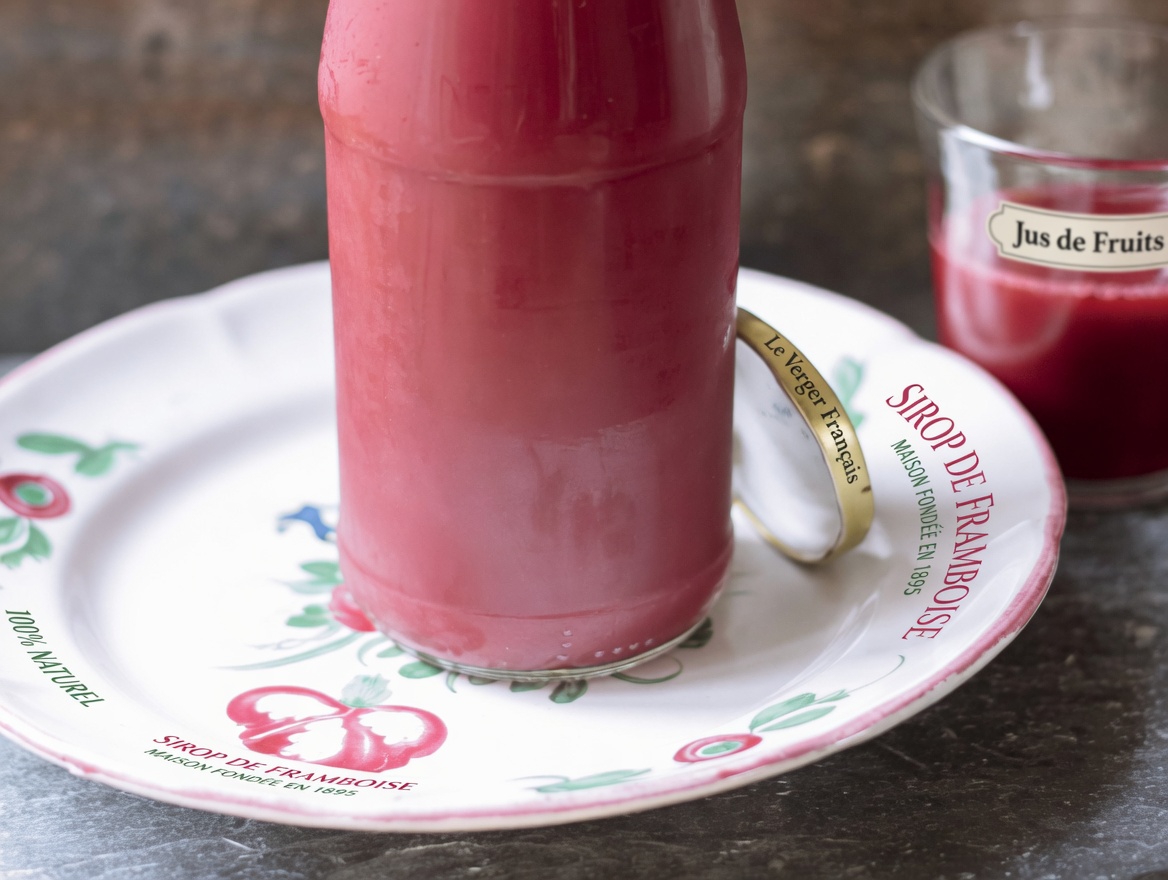 Plus de 60 ans ? Ce que les seniors devraient savoir sur l’association du jus de betterave avec ces 7 aliments courants pour un confort au quotidien