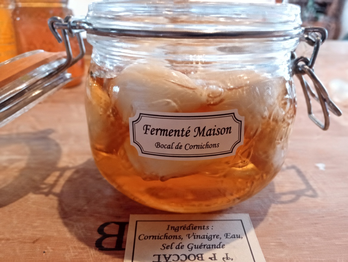 Seniors : que manger avant de dormir pour favoriser une bonne circulation sanguine dans les jambes et les pieds en seulement 24 heures