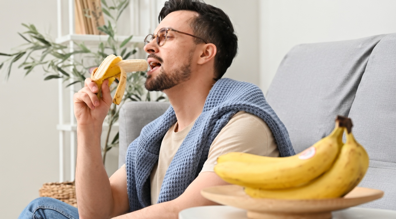 8 graves erreurs que vous commettez en mangeant des bananes et qui pourraient nuire à votre santé