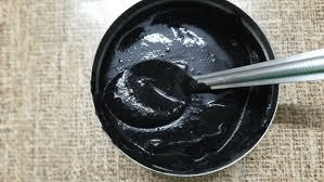 Le secret de 30 minutes : comment obtenir naturellement à la maison des cheveux noir de jais permanents — garanti