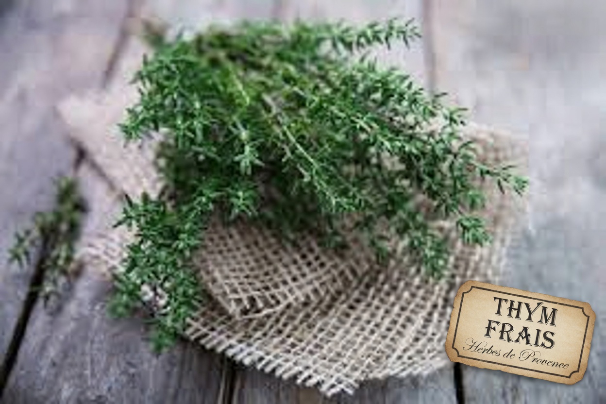 Buvez-le ou mâchez-le pour dissoudre le mucus : vos sinus, votre poitrine et vos poumons adoreront cette simple astuce au thym