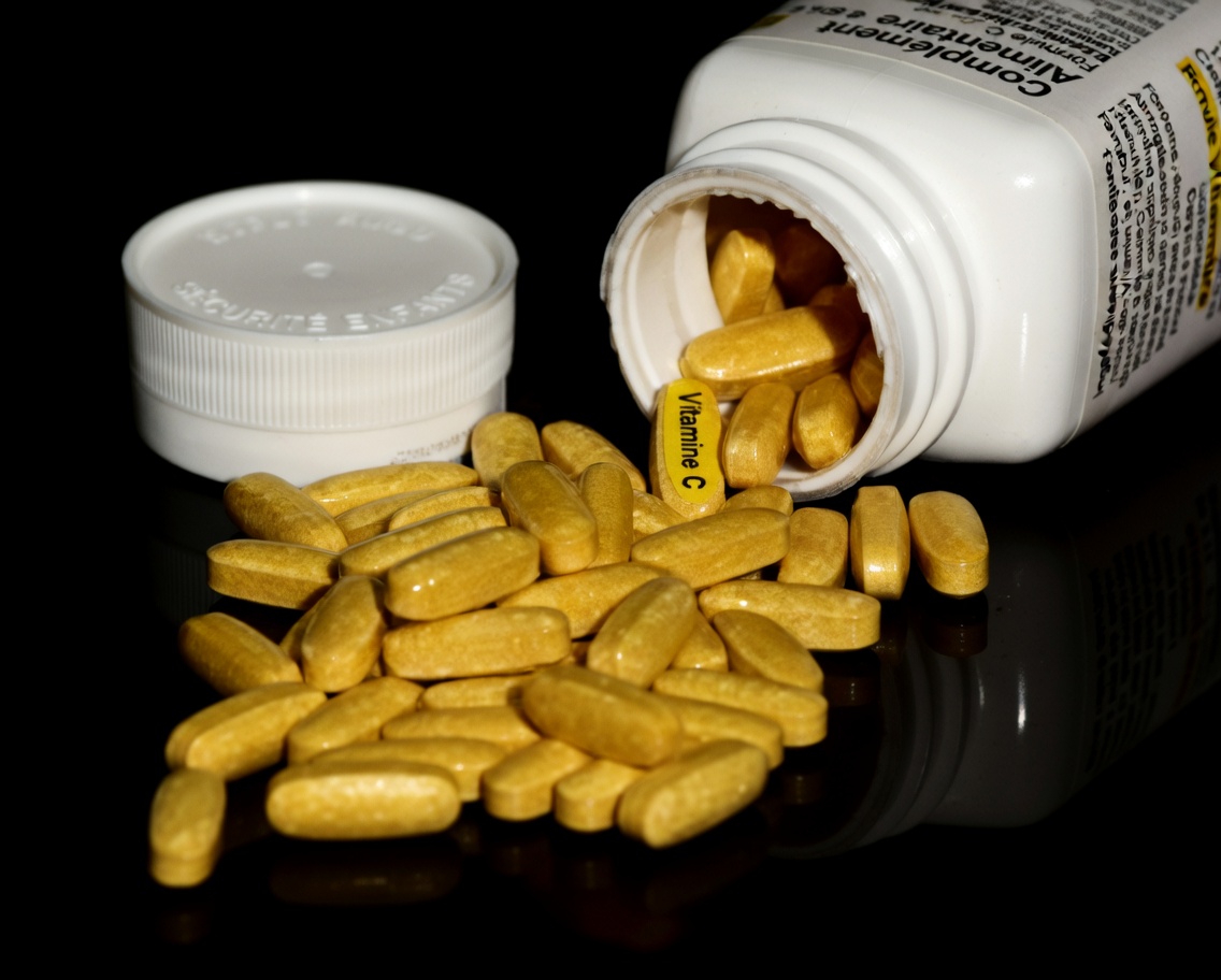 3 vitamines à prendre au coucher qui donnent aux seniors des jambes plus fortes et plus stables du jour au lendemain (même si vous avez « tout essayé »)