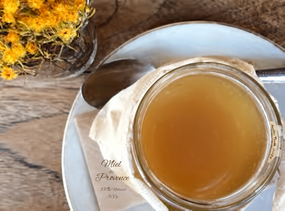 Un médecin orthopédiste de 97 ans partage : l’aliment du quotidien qui pourrait favoriser naturellement le confort et la mobilité des genoux