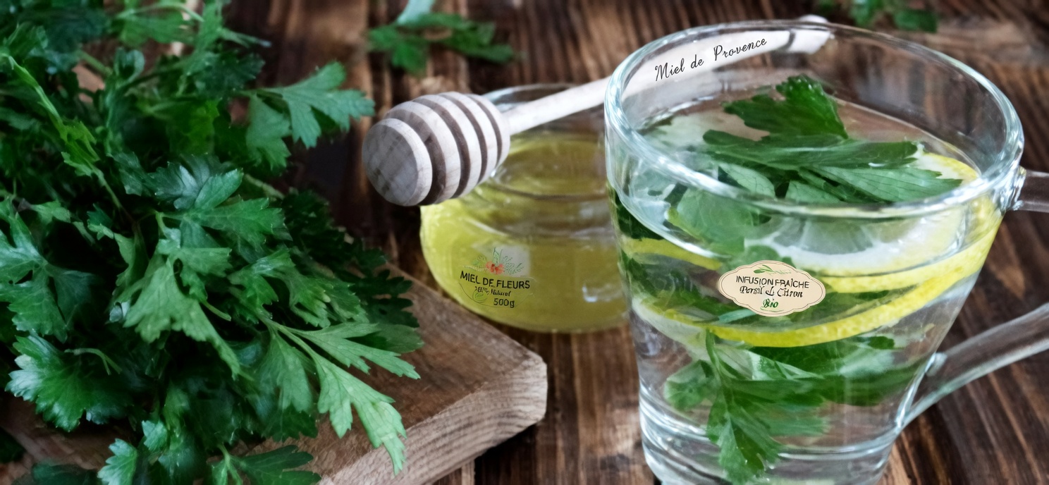 Les jambes gonflées vous minent le moral ? Ce thé au persil pourrait être le soutien quotidien que vous cherchiez