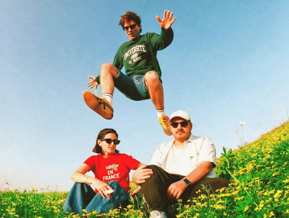 Les plantes du quotidien peuvent‑elles soutenir la circulation dans vos jambes et vous aider à éviter cette sensation de lourdeur après 40 ans ?