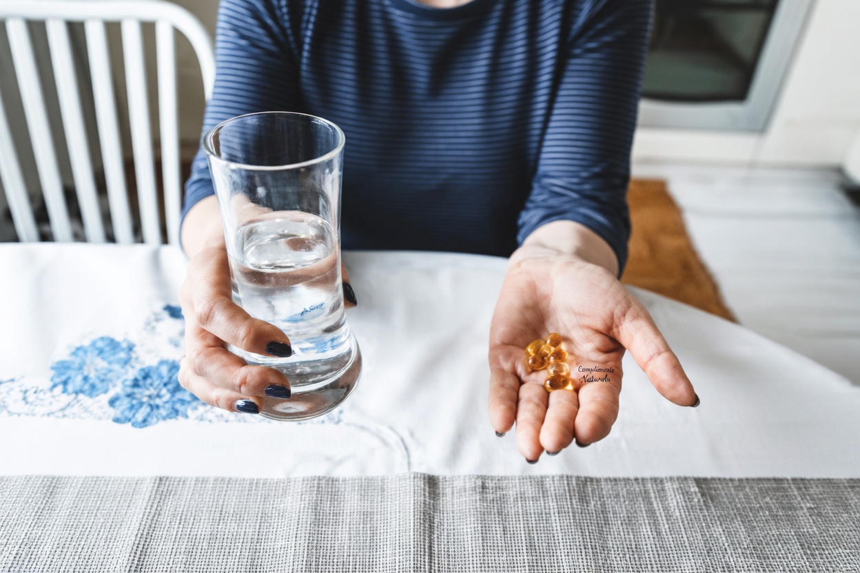 En tant que neurologue, je suis choqué : cette vitamine augmente le risque d’AVC du jour au lendemain chez les seniors