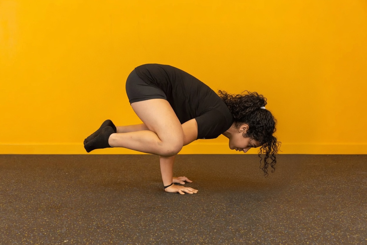 9 habitudes quotidiennes qui peuvent naturellement renforcer vos genoux et articulations de l’intérieur