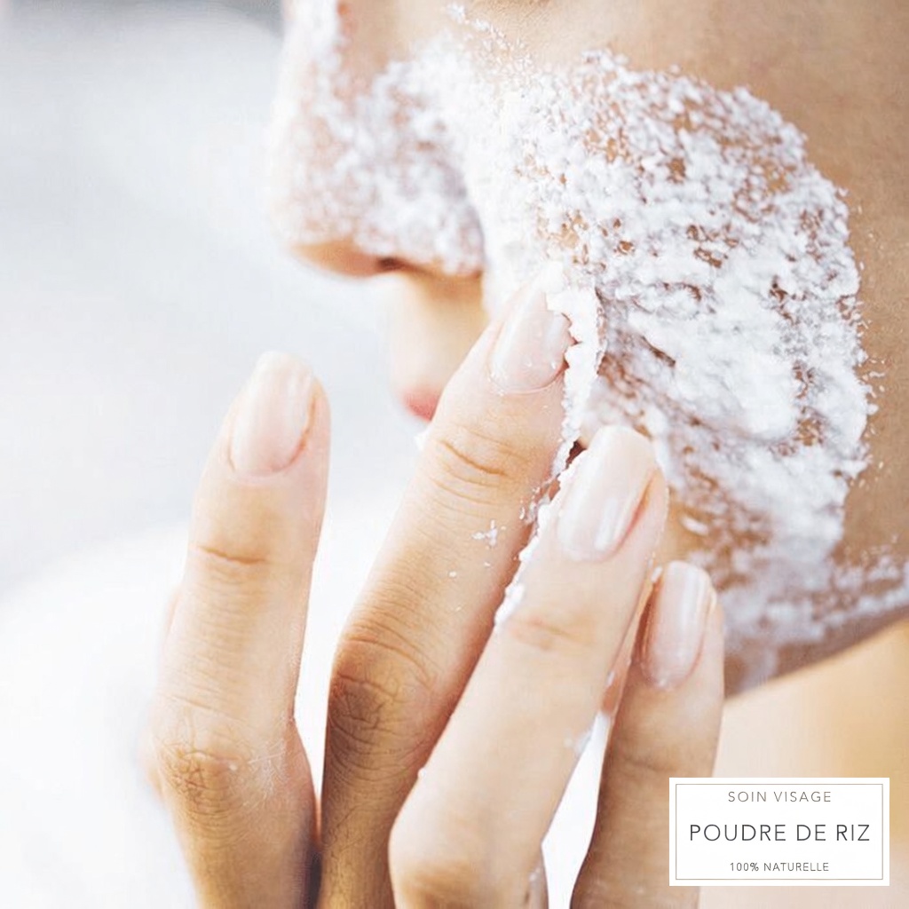 Comment utiliser le bicarbonate de soude dans votre routine de soins du visage : bienfaits, risques et conseils