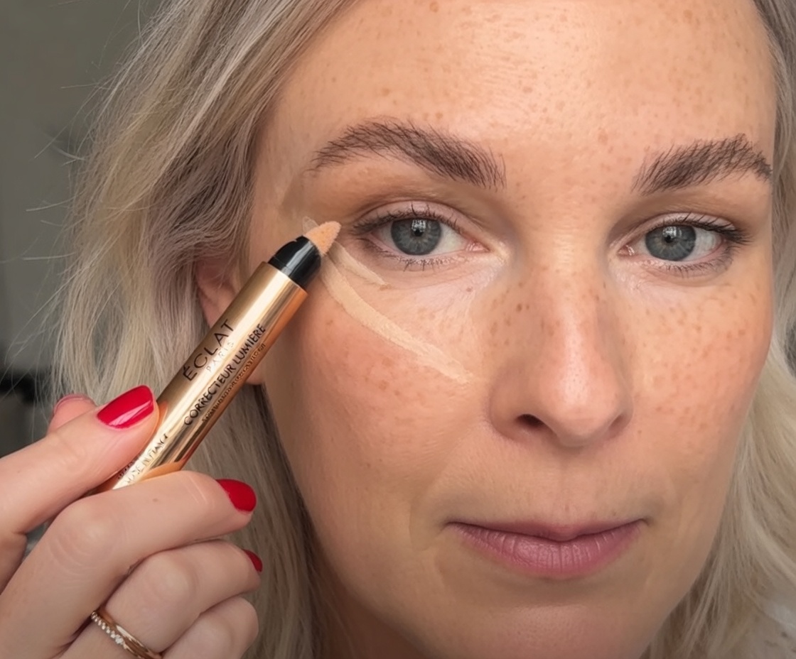 Le mélange d’huiles naturelles en 2 minutes que les seniors plébiscitent pour lisser l’apparence des rides