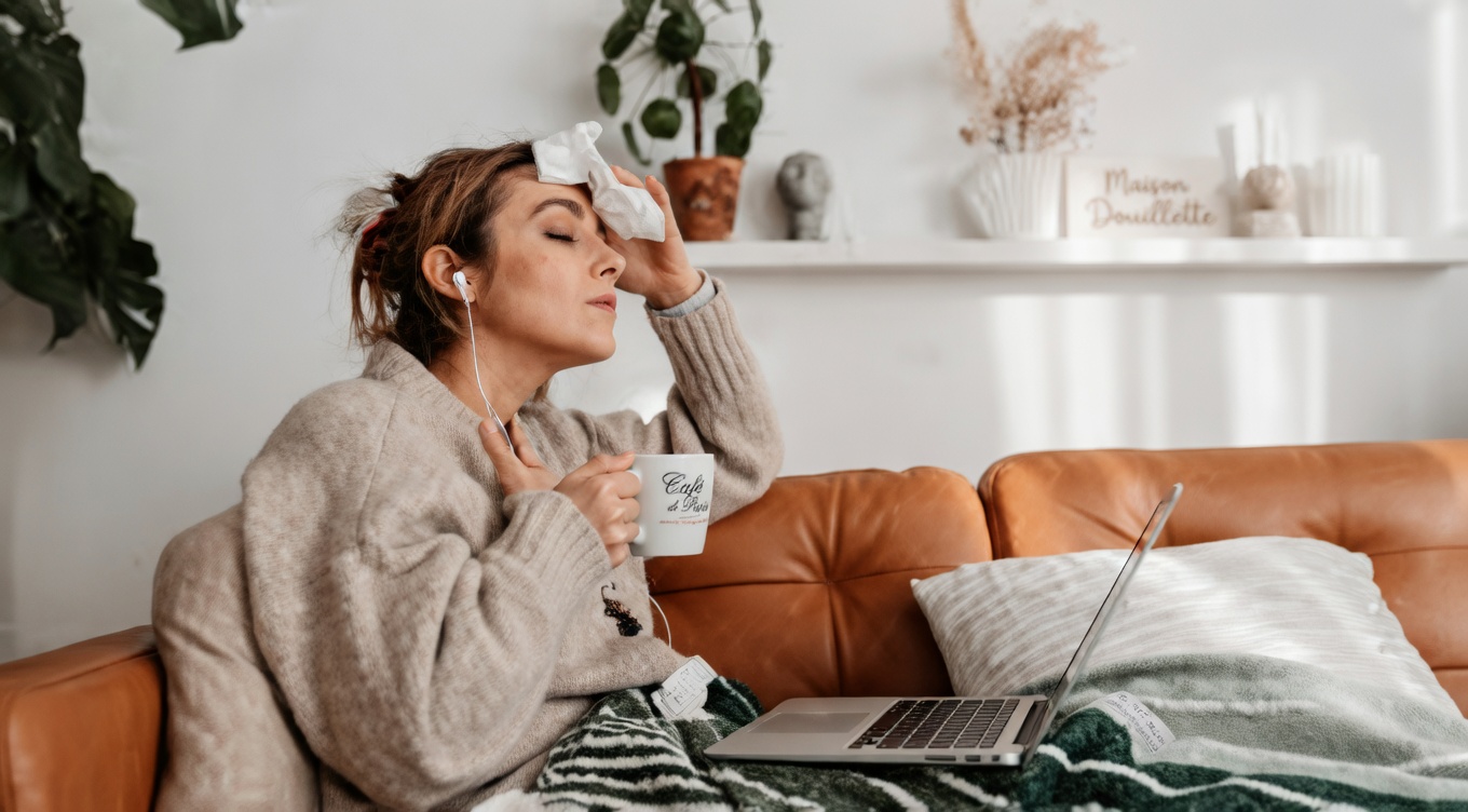 9 signes avant-coureurs courants du cancer que de nombreux adultes de plus de 50 ans négligent souvent au quotidien