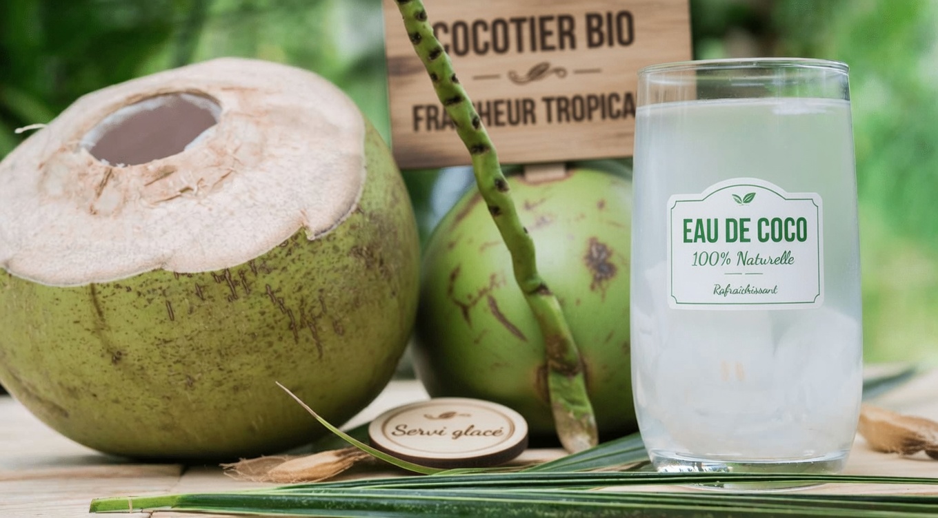 Seniors de plus de 60 ans : cessez de boire de l’eau plate la nuit – essayez ces 5 alternatives apaisantes pour un sommeil plus profond et ininterrompu