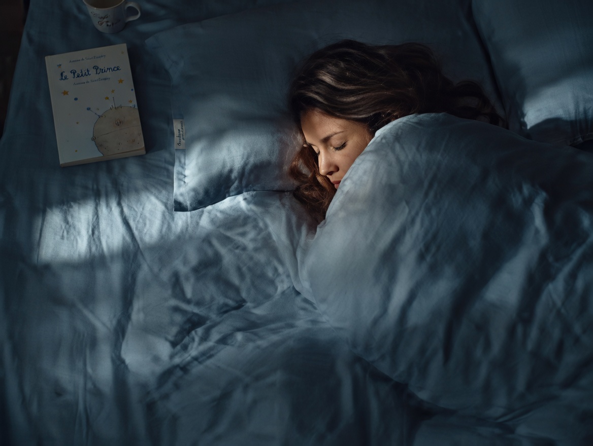 Rituel nocturne : comment une routine du coucher peut améliorer le sommeil et le bien-être général