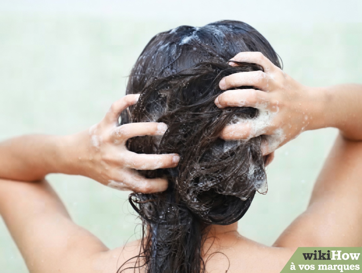 Soin capillaire au café à la maison : un guide réaliste pour des cheveux à l’apparence plus foncée et plus brillante