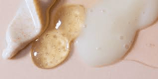 Quels sont ces boutons blancs tenaces sur votre visage ? Comprendre les grains de milium et des conseils doux de soin de la peau