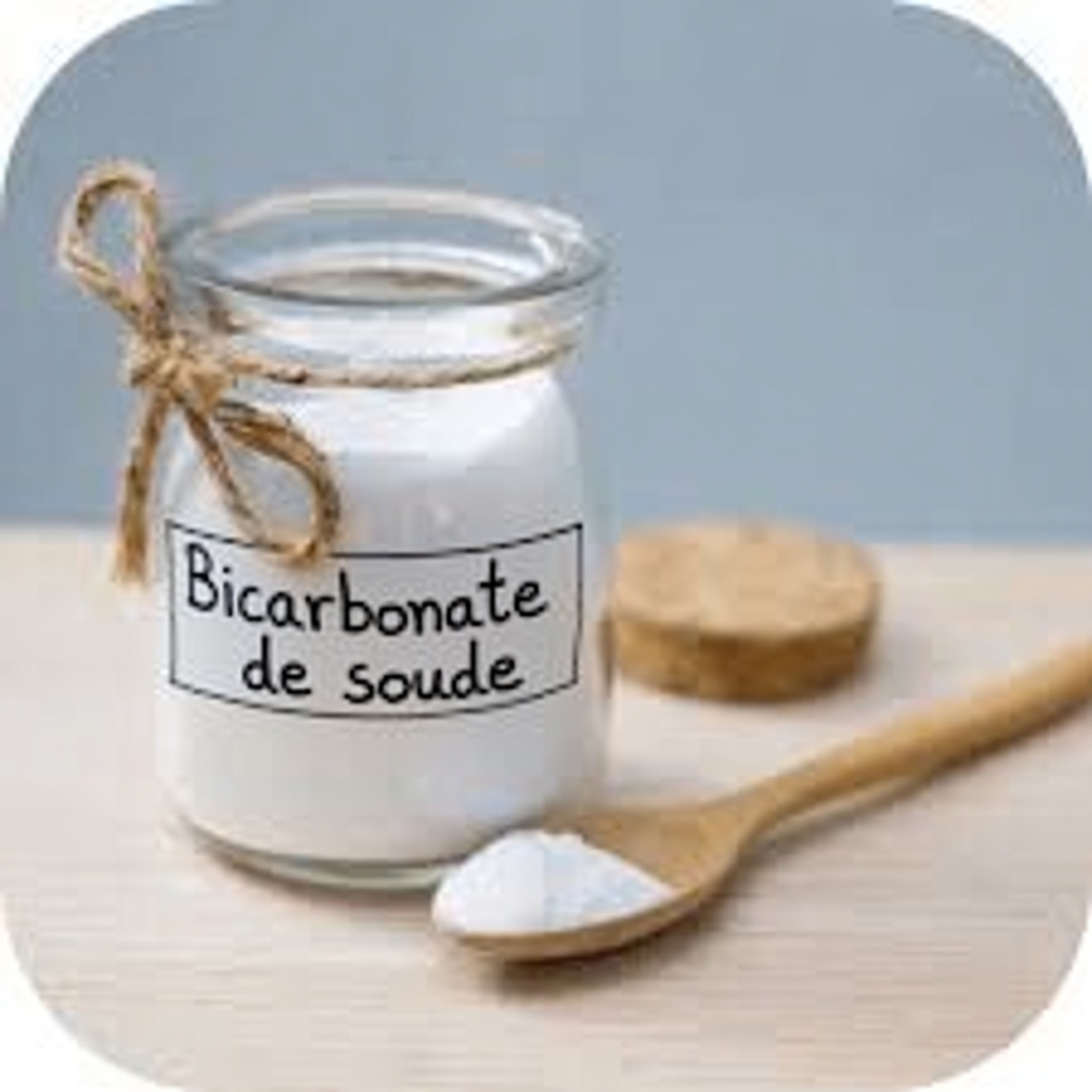 SENIORS, utilisez le BICARBONATE DE SOUDE comme CECI et regardez 13 problèmes de santé disparaître !