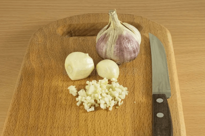 Mélangez ces 3 ingrédients du placard avant de vous coucher — vos artères pourraient vous remercier au réveil