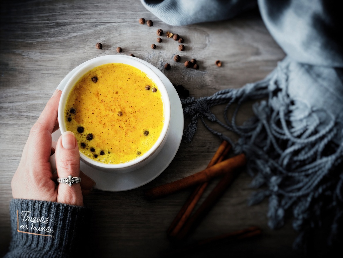 11 boissons du soir qui aident à RÉDUIRE la créatinine et à réparer vos reins pendant la nuit (dès ce soir !)