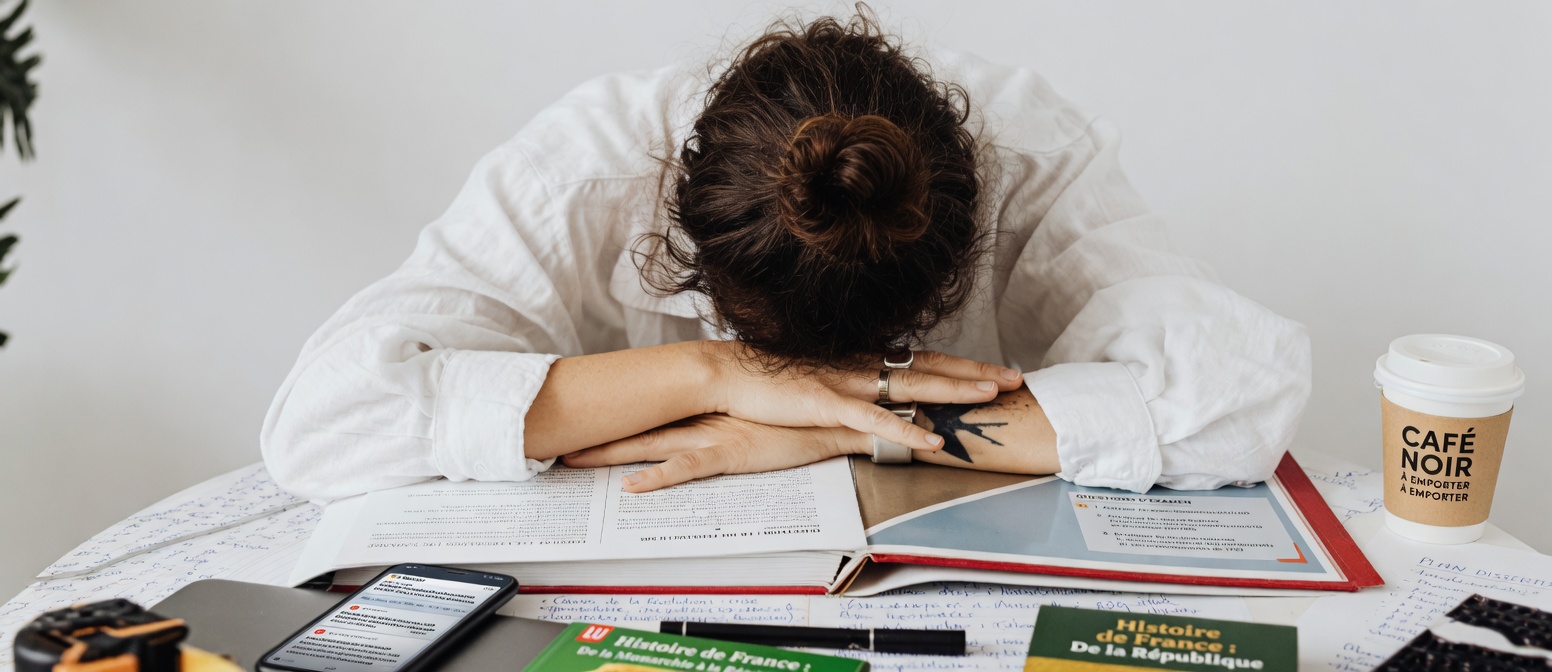 Négligez-vous ces 7 signes silencieux de carences nutritionnelles chez les personnes âgées ?