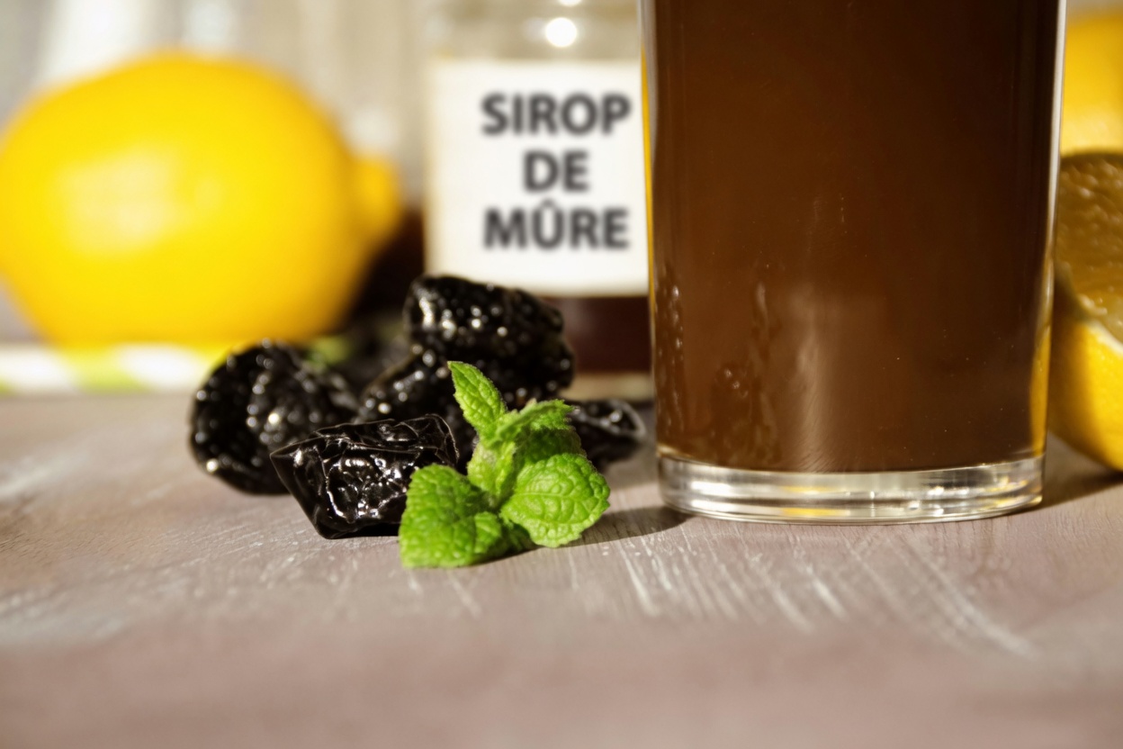 Buvez ceci ce soir pour éliminer en douceur les anciens déchets intestinaux – un seul verre peut suffire