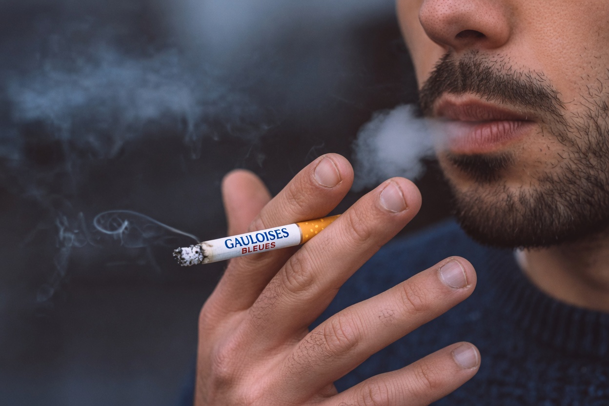 Un mois avant une crise cardiaque, vos pieds vous donneront ces 6 avertissements silencieux