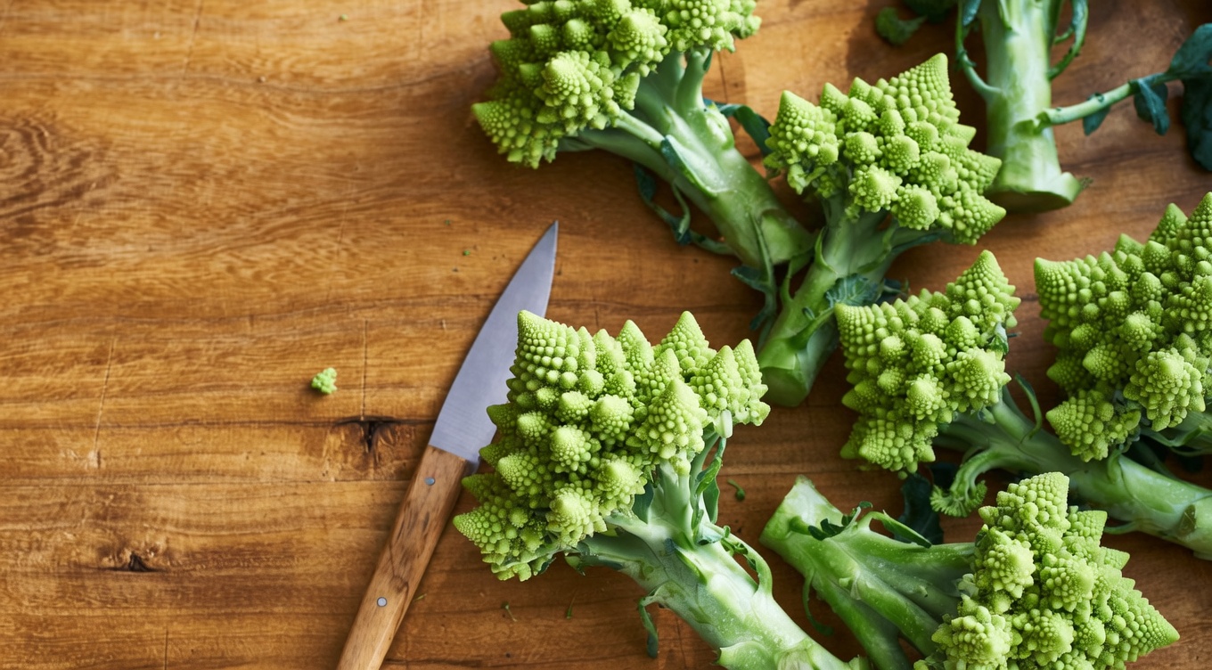 Découvrez les légumes susceptibles de contribuer à l’inconfort digestif et comment explorer des alternatives plus douces pour un bien-être au quotidien