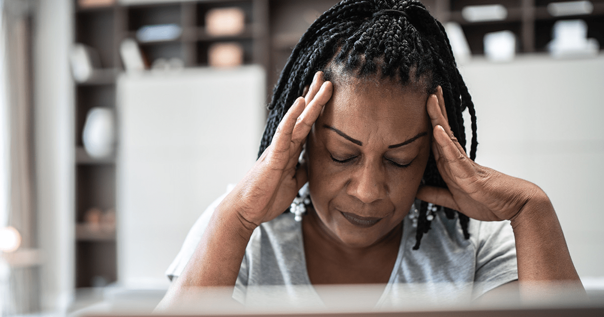 10 symptômes silencieux de mini-AVC après 60 ans souvent négligés, dont le signal d’alerte du « moment de sénior »