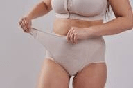 Les gynécologues révèlent : 5 habitudes d’hygiène courantes qui peuvent aggraver les odeurs intimes chez les femmes de plus de 60 ans (et des alternatives plus sûres à envisager)